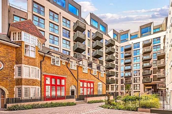 2 Bedroom Flat To Rent In Southwark Bridge Road, Borough, London, SE1