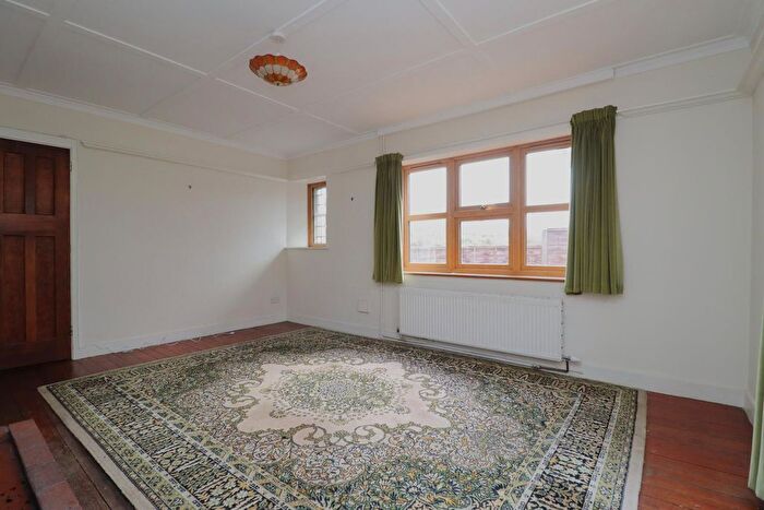 4 Bedroom Detached House For Sale In St. Andrews Road, Burnham-On-Sea, TA8