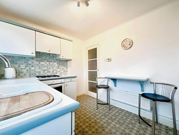 2 Bedroom Semi-detached Bungalow For Sale In Foxglove Road, Willesborough, TN24