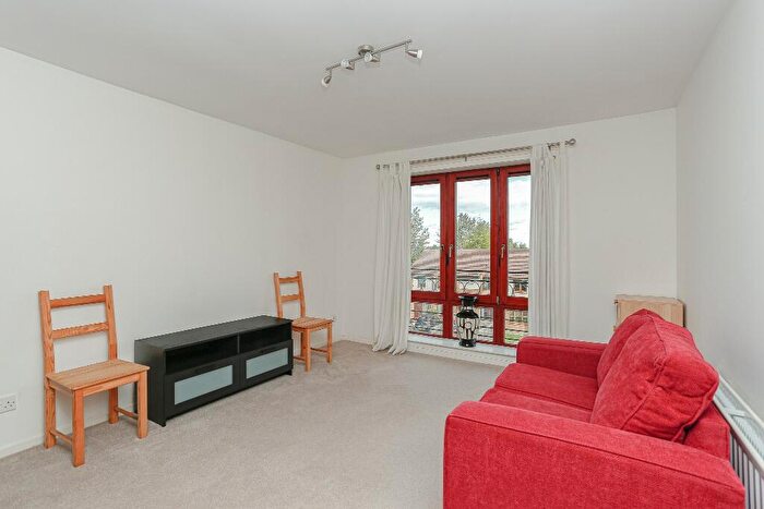 1 Bedroom Flat To Rent In Hawkhill, Restalrig, Edinburgh, EH7