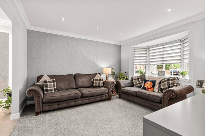 4 Bedroom Detached House For Sale In Thirlfield Wynd, Livingston, EH54