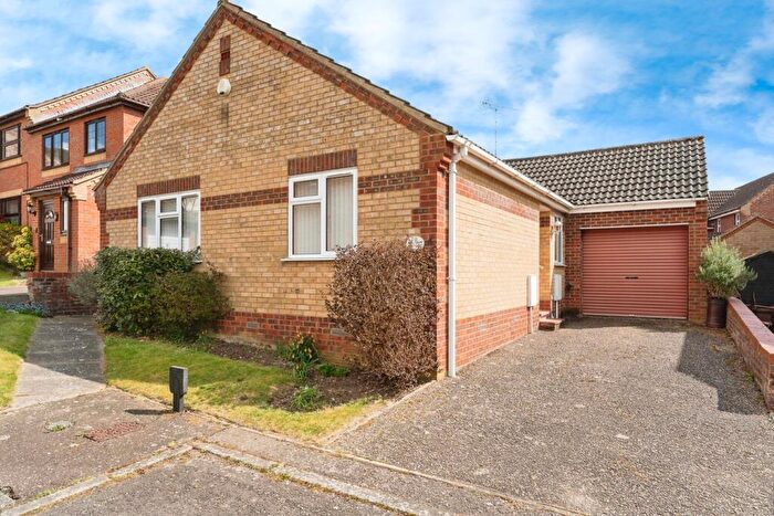 3 Bedroom Detached Bungalow For Sale In Bramble Court, Fakenham, NR21