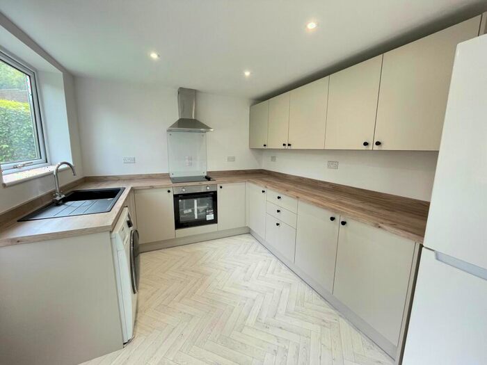 2 Bedroom Semi-Detached Bungalow For Sale In Beever Lane, Gawber, Barnsley, S75