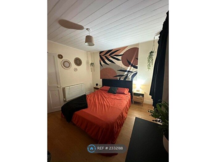 5 Bedroom Detached House To Rent In Church Road, Walton On The Naze, CO14