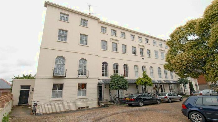 2 Bedroom Apartment To Rent In Castle Hill, Reading, RG1