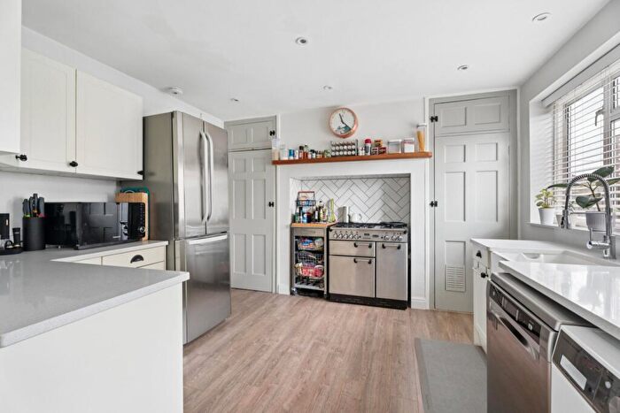 4 Bedroom Detached House For Sale In Chartridge Lane, Chesham, Buckinghamshire, HP5