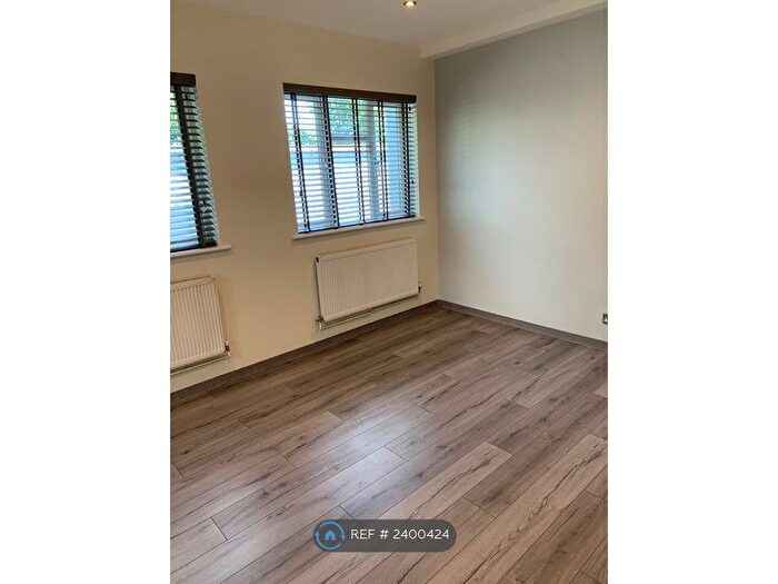 2 Bedroom Flat To Rent In Bradgate Road, Anstey, Leicestershire, LE7