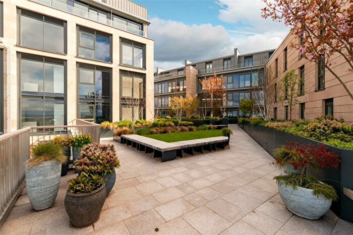 1 Bedroom Apartment For Sale In New Eidyn, Edinburgh, EH1