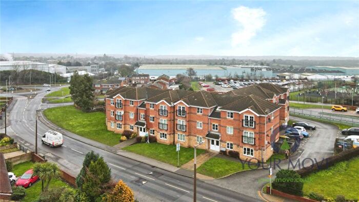 2 Bedroom Flat For Sale In Carlton Court, Barnsley, South Yorkshire, S71