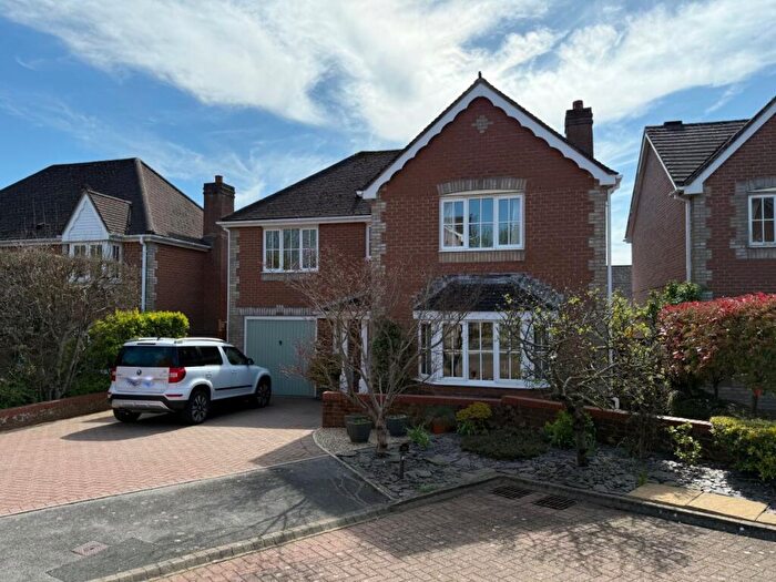 4 Bedroom Detached House For Sale In Dunley Way, Bishopdown, Salisbury, SP1