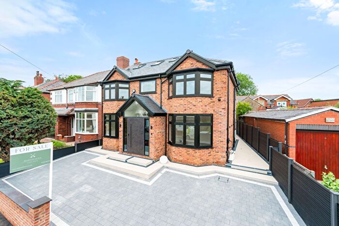5 Bedroom Semi Detached House For Sale In Verdure Avenue, Markland Hill, BL1