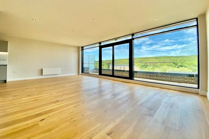 2 Bedroom Apartment To Rent In Horsforth Mill, Horsforth, LS18