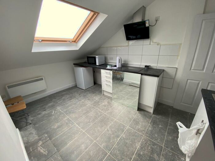 2 Bedroom Flat To Rent In Bath Street, Ilkeston, DE7