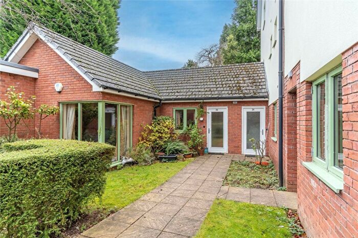 1 Bedroom Bungalow For Sale In Muchall Road, Penn, Wolverhampton, West Midlands, WV4