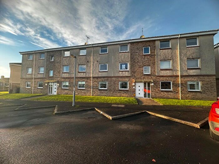 2 Bedroom Flat To Rent In Cocklebie Road, KA3