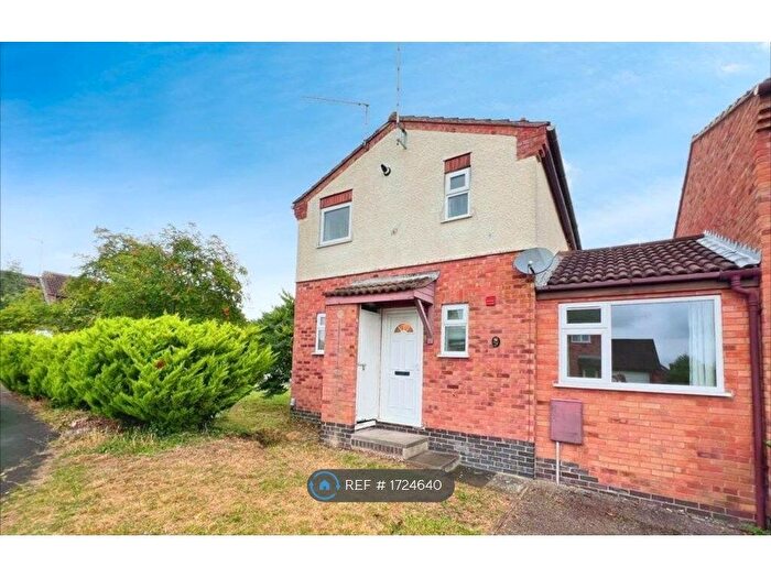 1 Bedroom Maisonette To Rent In Foxtail Close, Stratford-Upon-Avon, CV37