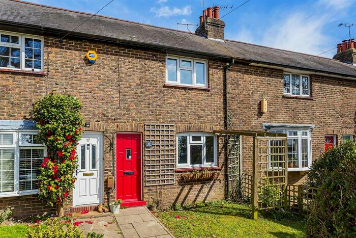 2 Bedroom Terraced House To Rent In Mill Lane, Hurst Green, Oxted, RH8