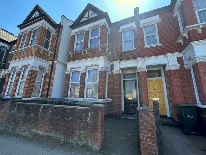 2 Bedroom Ground Flat To Rent In Lordship Lane, Tottenham, N17