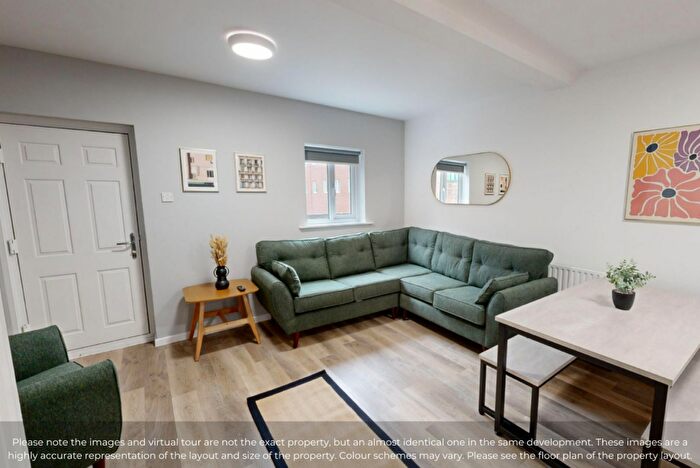 6 Bedroom House To Rent In A, Gamble Street, NG7