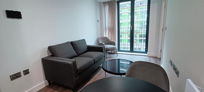 1 Bedroom Flat To Rent In Apartment, Aquitania West Waterloo Place, Triskelion Way, Liverpool, L3
