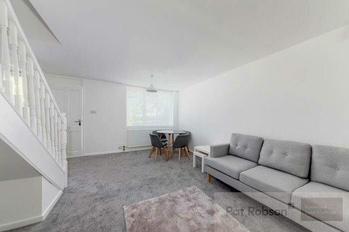 2 Bedroom Duplex To Rent In St. Ann's Close, Newcastle Upon Tyne, NE1