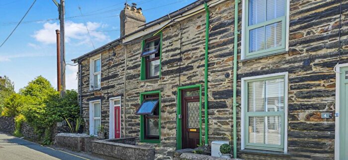 2 Bedroom House For Sale In Penlan Terrace, Penrhyndeudraeth, LL48