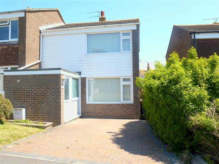 2 Bedroom Detached House To Rent In Faversham Road, Eastbourne, BN23