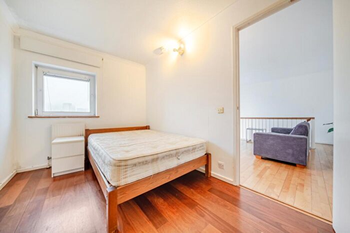 1 Bedroom Apartment To Rent In Queen Of Denmark Court, Rotherhithe, SE16