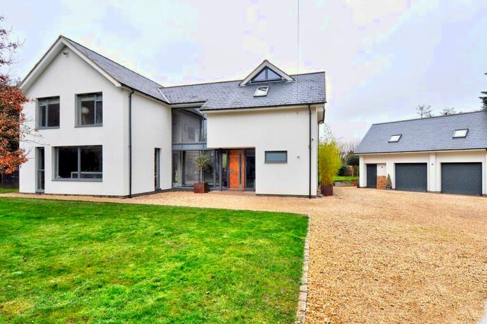 4 Bedroom Detached House For Sale In Marlow Road, Bolter End, HP14