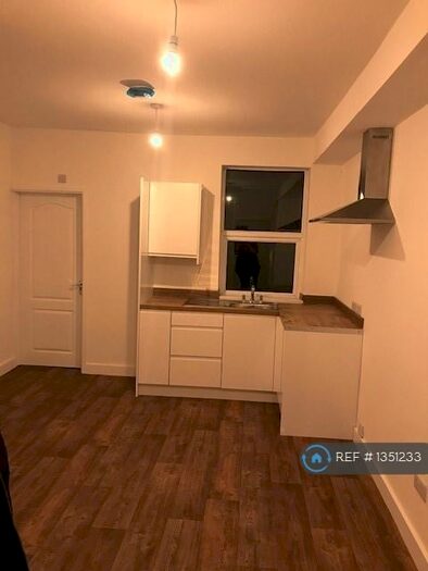 1 Bedroom Flat To Rent In Pershore Road, Birmingham, B30