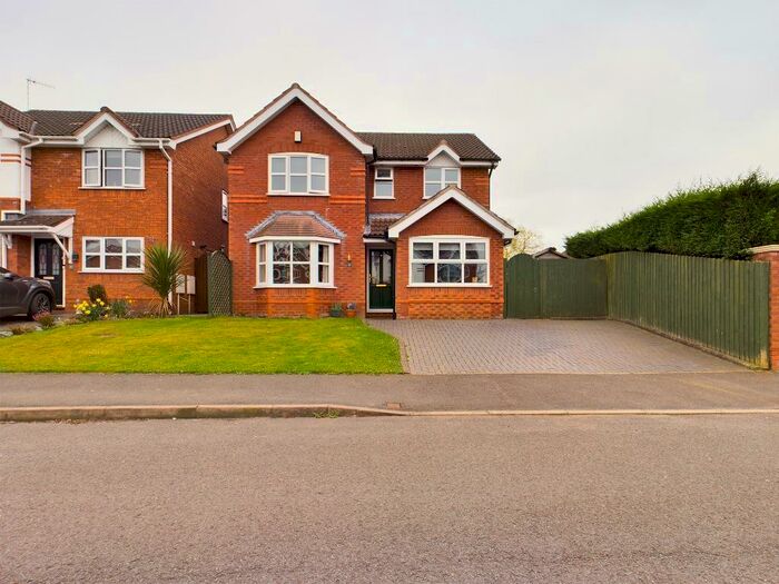 5 Bedroom Detached House To Rent In Amelia Close, Baddeley Green, Stoke-on-Trent, ST2