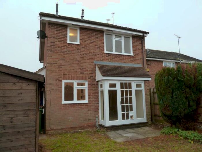 1 Bedroom Semi-Detached House To Rent In Ackerman Close, Linden Village, Buckingham, Buckingham, MK18