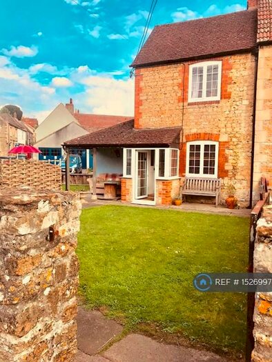 2 Bedroom End Of Terrace House To Rent In West End, Bruton, BA10