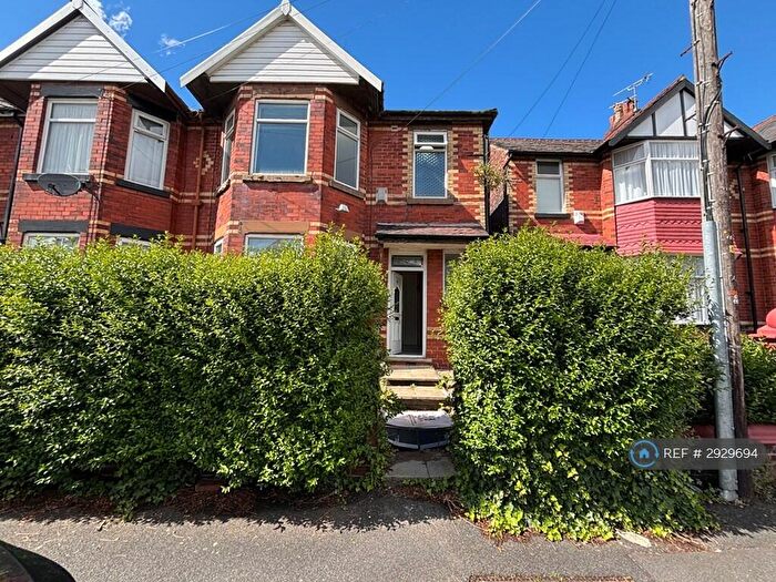 3 Bedroom Semi-Detached House To Rent In Richmond Avenue, Manchester, M25
