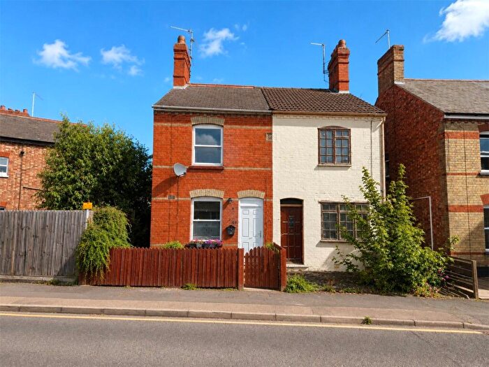 2 Bedroom End Of Terrace House For Sale In Spalding Road, Bourne, Lincolnshire, PE10