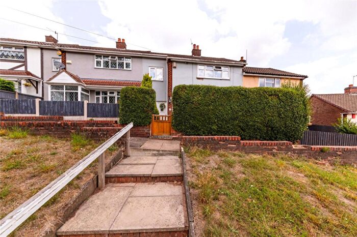 3 Bedroom Terraced House For Sale In Sanders Close, Dudley, West Midlands, DY2