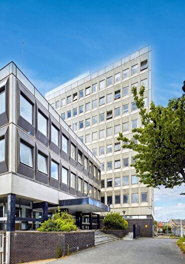 1 Bedroom Property For Sale In Sunbridge Road, Bradford, West Yorkshire, BD1