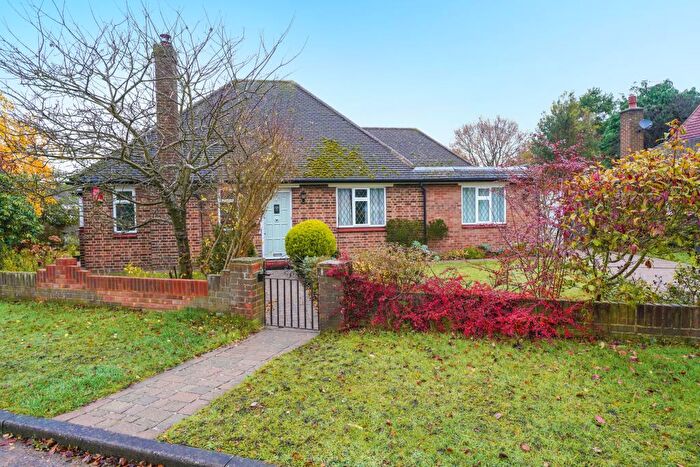 2 Bedroom Bungalow To Rent In Shaldon Way, Walton On Thames, Surrey, KT12