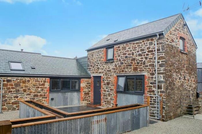 2 Bedroom Property To Rent In Billacott Barns, Billacott, North Petherwin, PL15