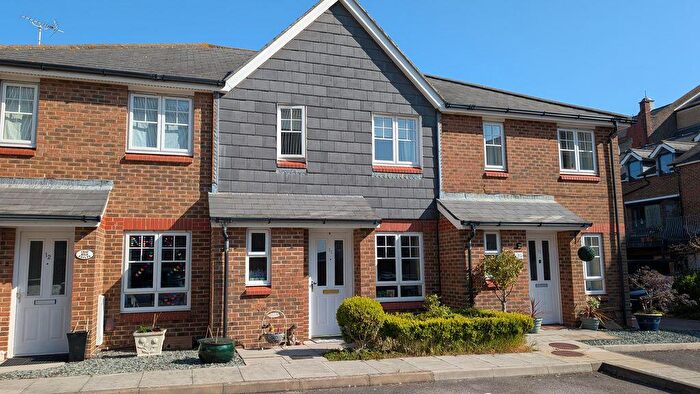 3 Bedroom Terraced House For Sale In Kings Mews, Exmouth Road, PO5