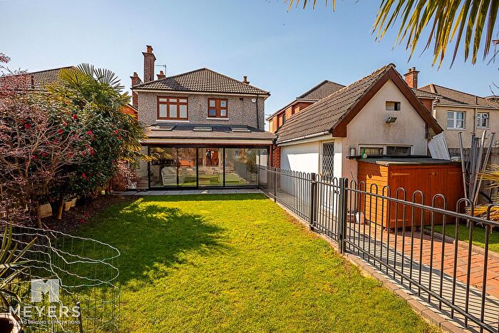 4 Bedroom Detached House For Sale In Mortimer Road, Bournemouth, BH8