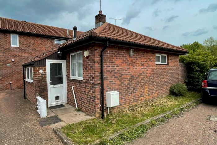 1 Bedroom Bungalow To Rent In Wesley Close, Bewbush, Crawley, West Sussex, RH11