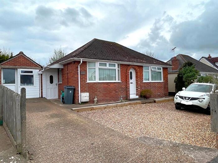 2 Bedroom Detached Bungalow For Sale In Parkside Road, Westclyst, Exeter, EX1