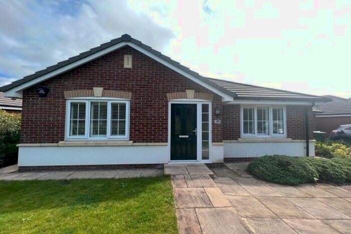 3 Bedroom Bungalow To Rent In Salisbury Avenue, Lytham St. Annes, FY8