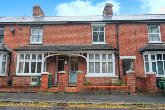 2 Bedroom Terraced House To Rent In Alexander Road, Aylesbury, HP20
