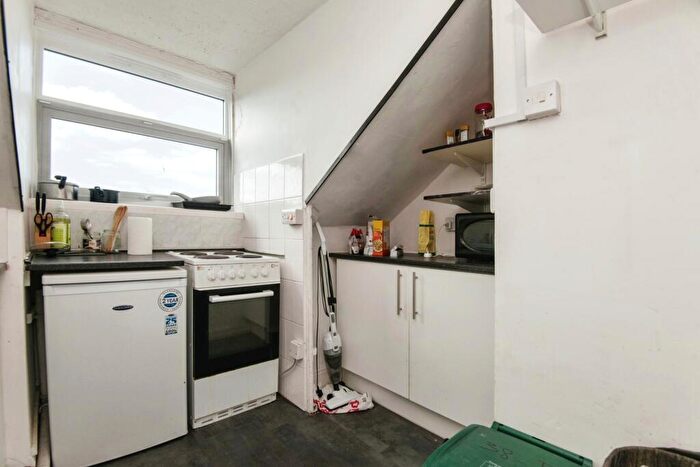 1 Bedroom Flat For Sale In Portland Street, Exeter, Devon, EX1