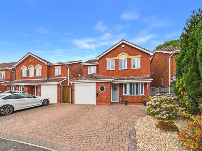 4 Bedroom Detached House For Sale In Linnet Hill, Derby, DE3