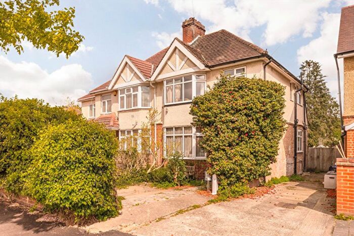 3 Bedroom Semi-Detached House For Sale In Lyncroft Gardens, Hounslow, TW3