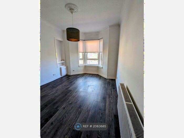 2 Bedroom Flat To Rent In Mckerrell Street, Paisley, PA1