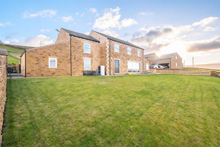 4 Bedroom Detached House For Sale In The Farmhouse, Victoria Gates, Hill House Road, Holmfirth, HD9